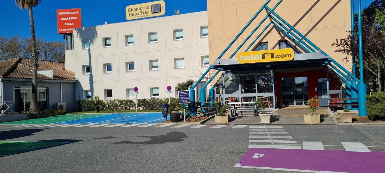 Hotelf1 Frejus Roquebrune Sur Argens Dış mekan fotoğraf