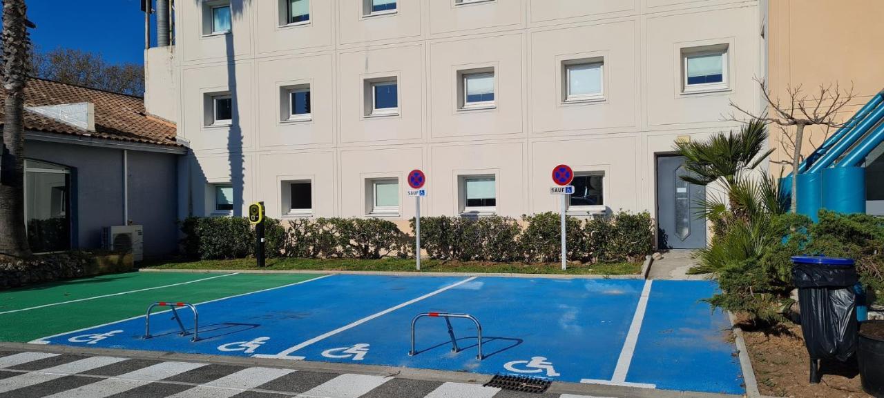 Hotelf1 Frejus Roquebrune Sur Argens Dış mekan fotoğraf